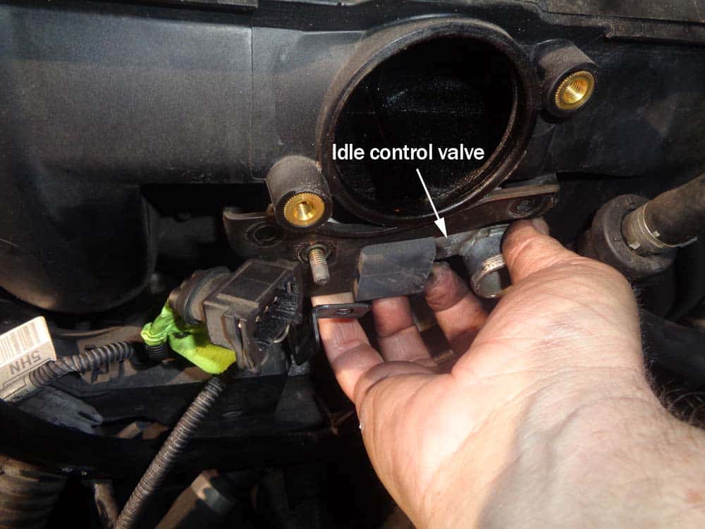 See B3676 in engine